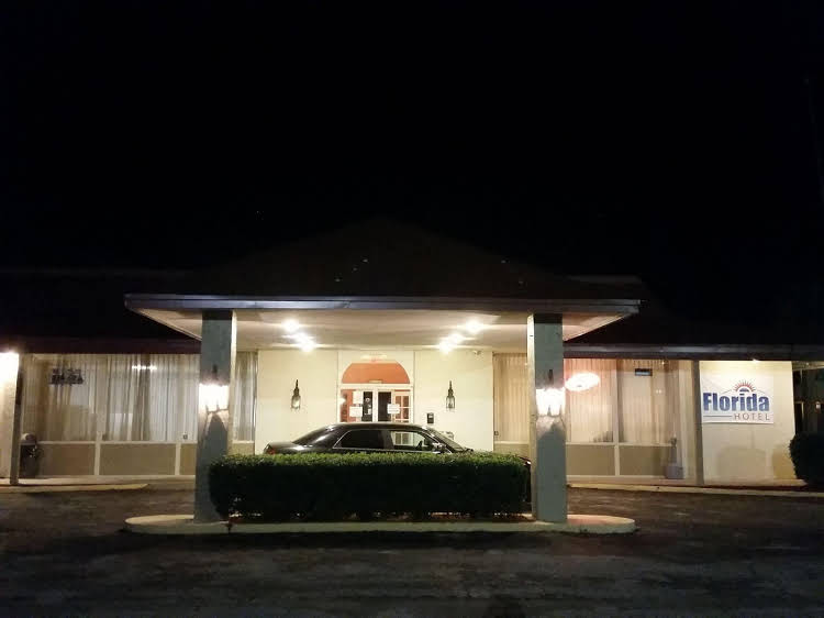 Florida Hotel - photo 17