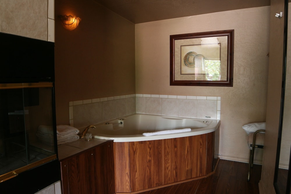 Oak Creek Terrace Resort - photo 68