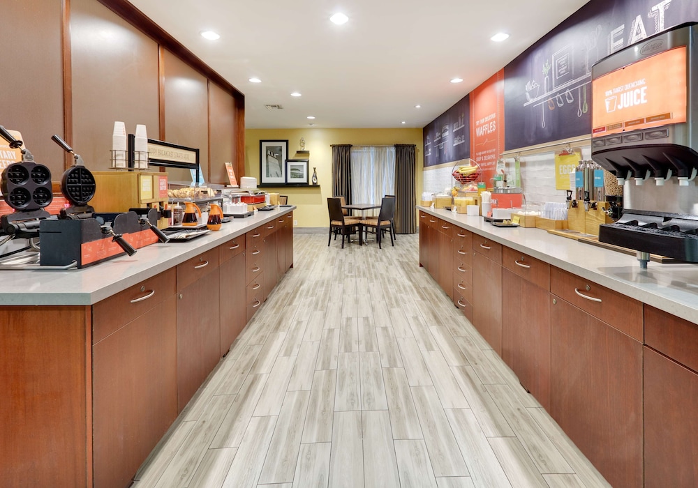 Hampton Inn Los Angeles Carson Torrance - photo 36