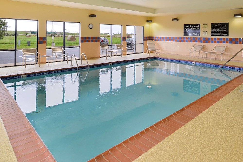 Hampton Inn by Hilton Litchfield - photo 35