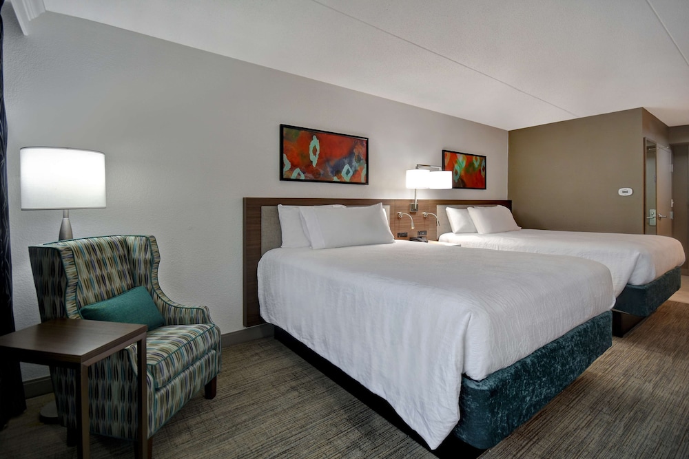 Hilton Garden Inn Detroit Metro Airport - photo 18