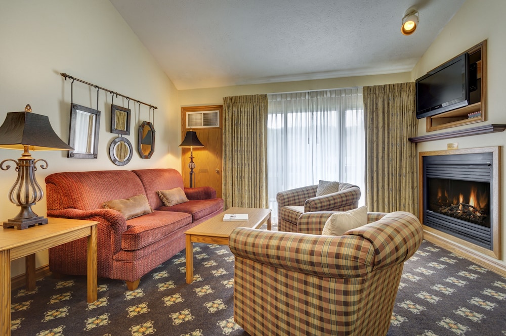 The Highlands at Harbor Springs - photo 60