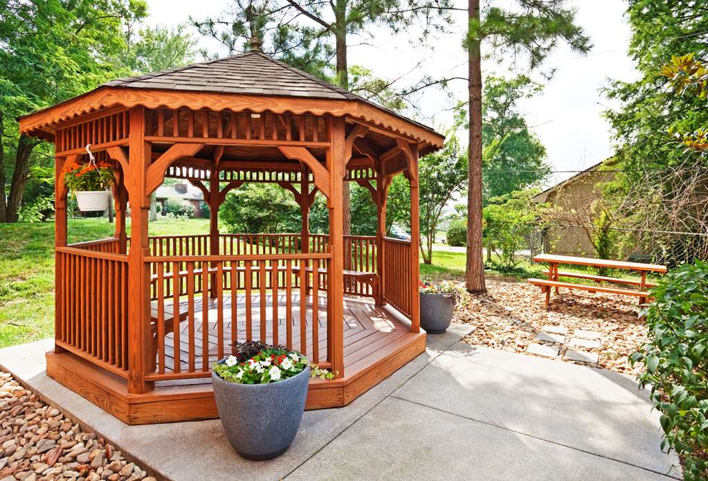 Sonesta Simply Suites Knoxville - photo 14