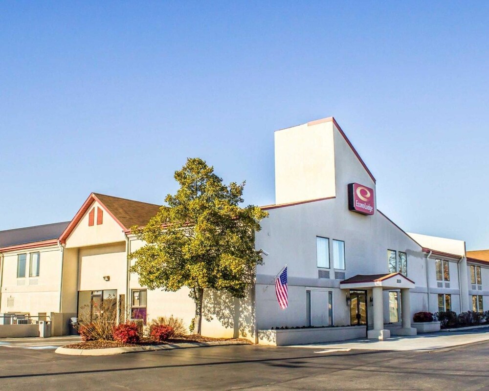 Econo Lodge Burlington I 40 - photo 26