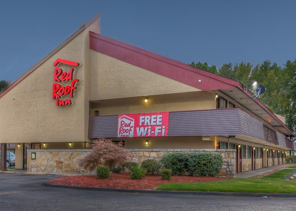 Red Roof Inn Memphis East - photo 4