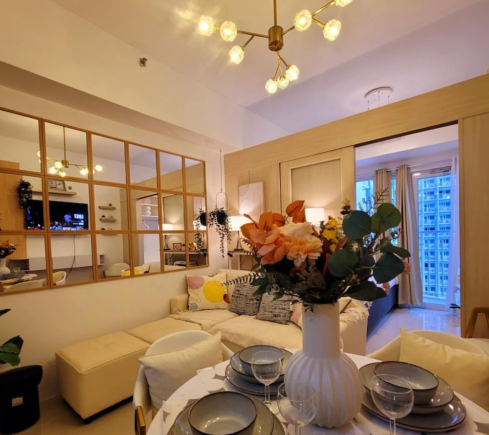 Fourth’s Jazz Cozy Pad in Makati City, Philippines
