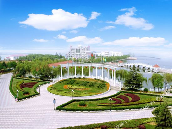 Seaside City Resort Village — 4-Star Luxury Hotel in Wuhan, People's Republic of China
