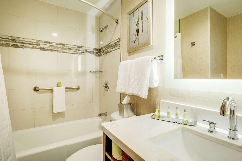 DoubleTree by Hilton Huntington - photo 105