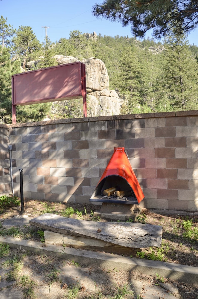 The Woolly Bugger Inn - photo 80