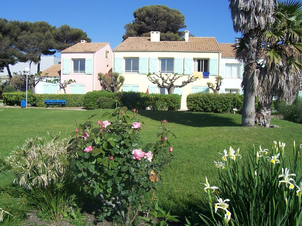 Village Club Thalassa — hotel in Meze
