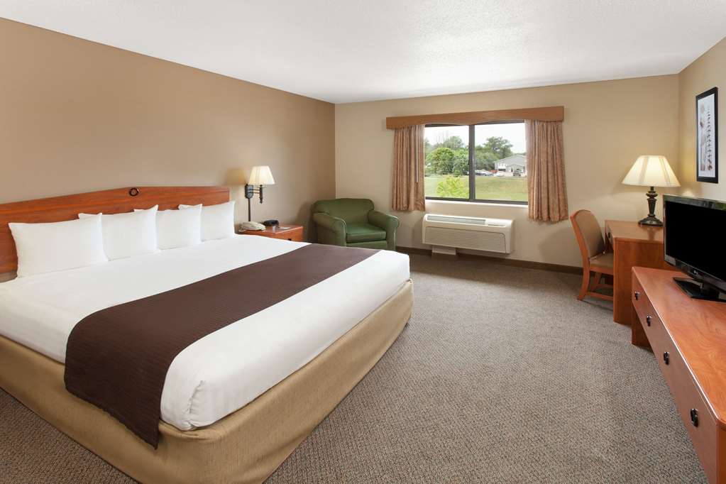AmericInn by Wyndham Greenville - photo 10