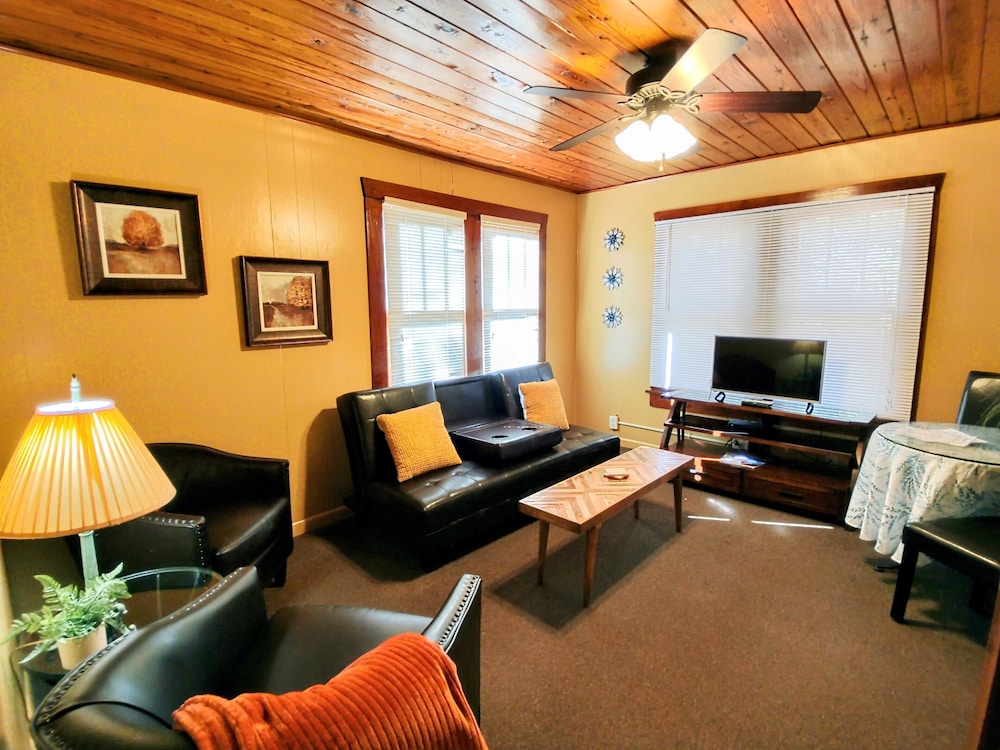 Edgewater Resort Cottage #1 - photo 115