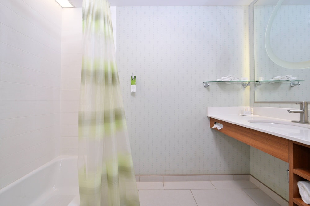 SpringHill Suites by Marriott Kingman Route 66 - photo 27