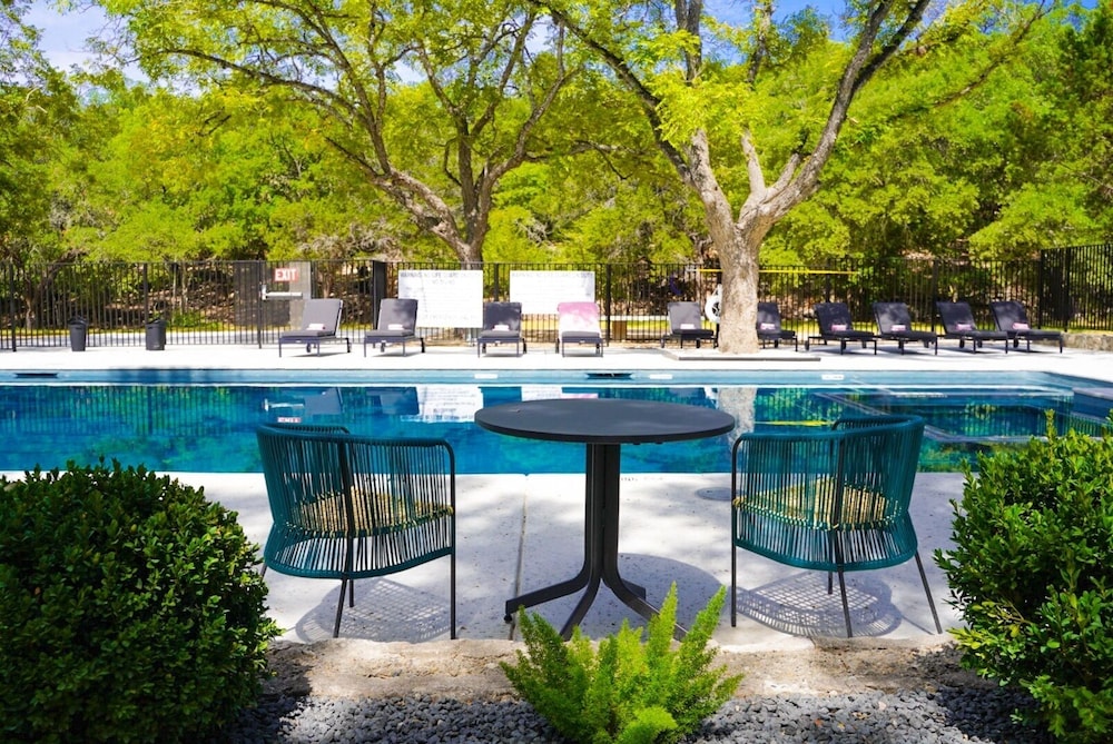 Wimberley Inn - photo 61