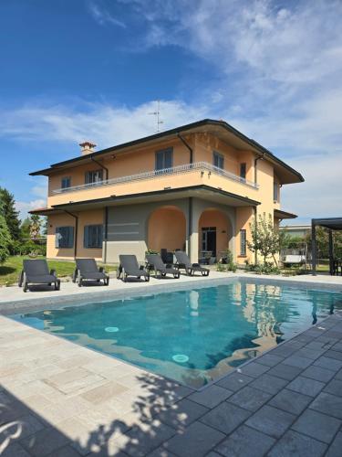 Villa 2 — Cassano D'adda — photo 3