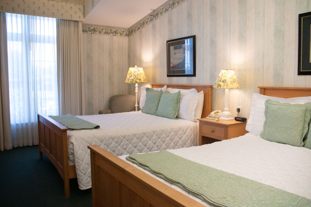 Essenhaus Inn & Conference Center - photo 11