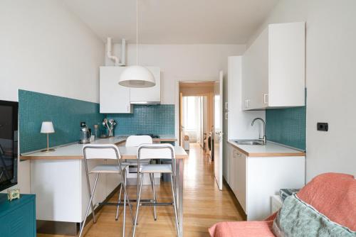 GuestHost Cosy comfy APT Milano Sempione & Gerusalemme — 4-Star Luxury Hotel in Milan, Italy