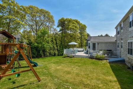 Spacious w Basketball Court & Playground in Harwich, United States