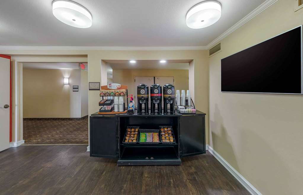Extended Stay America Suites Los Angeles Glendale - photo 7