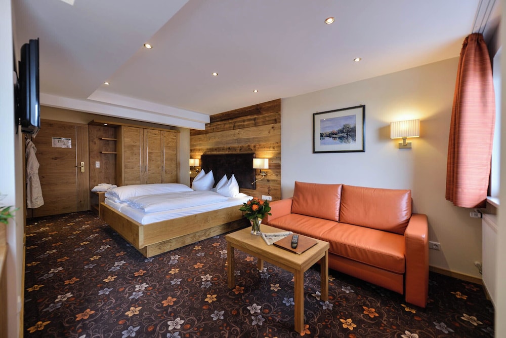Hotel Randsbergerhof - carbon neutral hotel in Cham