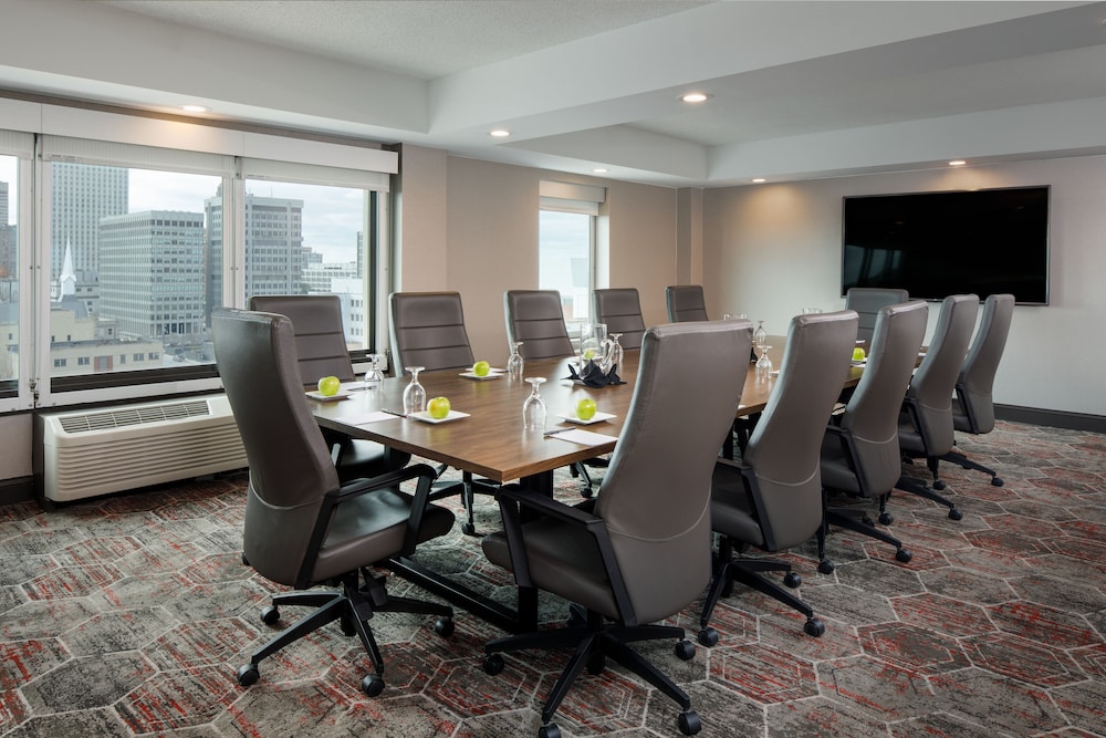 Crowne Plaza Memphis Downtown by IHG - photo 60