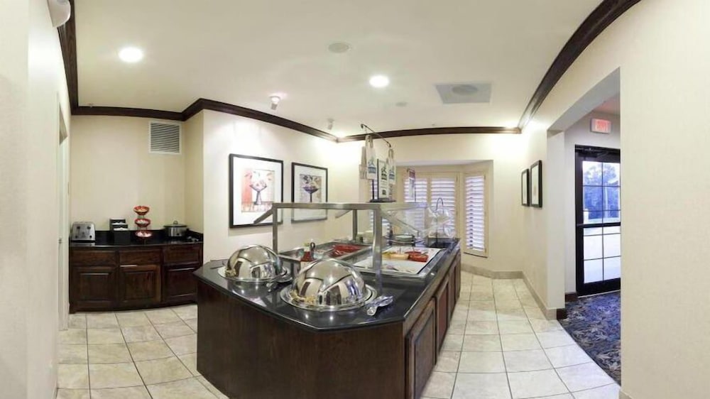 Staybridge Suites Hot Springs by IHG - photo 31