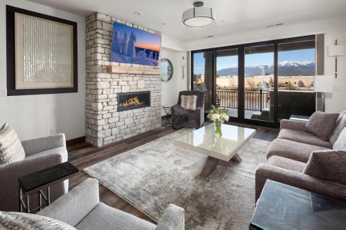 Majestic Mountains Retreat in Whitefish, United States