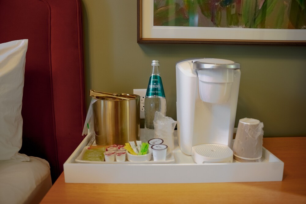 The Woodward Hotel - photo 16