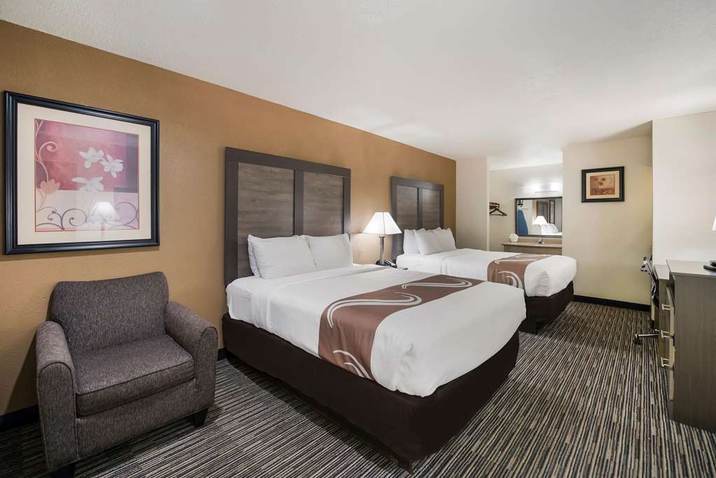 Quality Inn & Suites Lufkin - photo 8