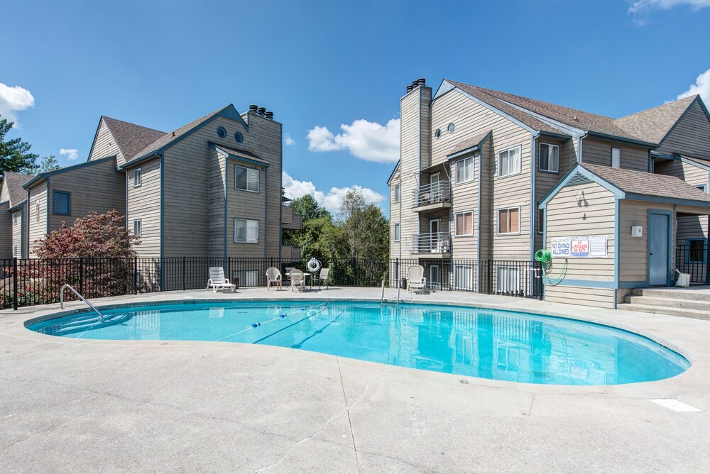 Beautiful Views Summit of Gatlinburg — 4-Star Luxury Hotel in Gatlinburg, United States