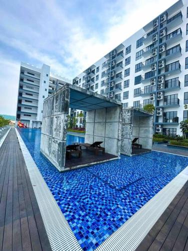 Gala Armadale Disneyland Theme City&Pool View迪斯尼樂園主題城市泳池風景民宿 — 4-Star Luxury Hotel in Kuching, Malaysia