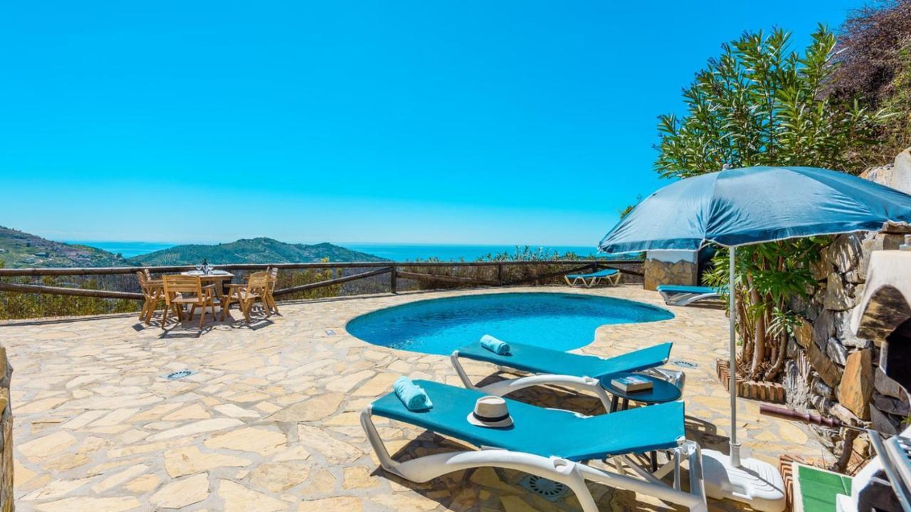 Finca Hornillo Cómpeta by Ruralidays — 4-Star Luxury Hotel in Competa, Spain