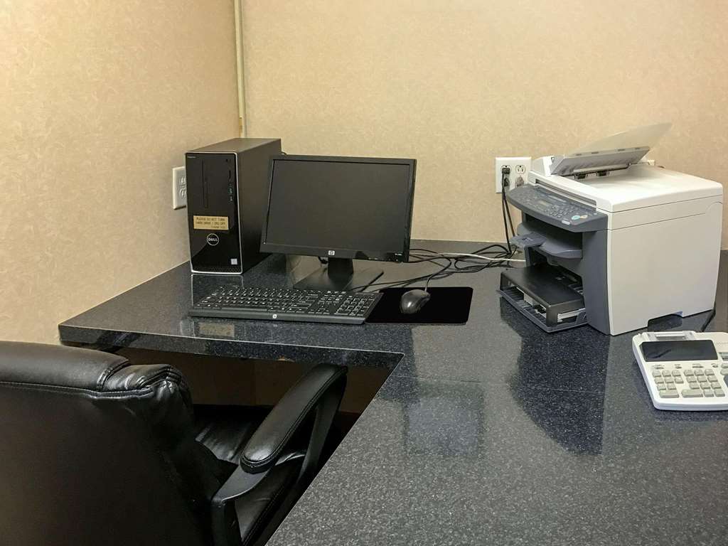 Country Inn & Suites by Radisson Mt. Pleasant Racine West WI - photo 22