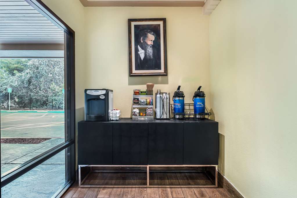 Best Western John Muir Inn - photo 14