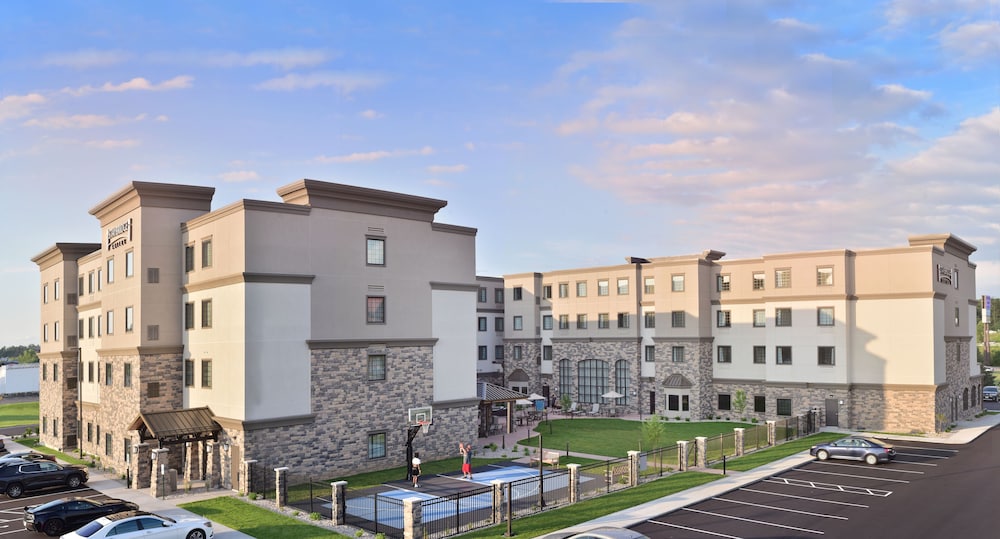 Staybridge Suites Wisconsin Dells Lake Delton by IHG - photo 44