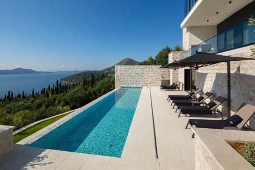 Heavenly Dubrovnik Villa 5 Bedrooms Villa Orasac Waterfront 1 Magnificent
