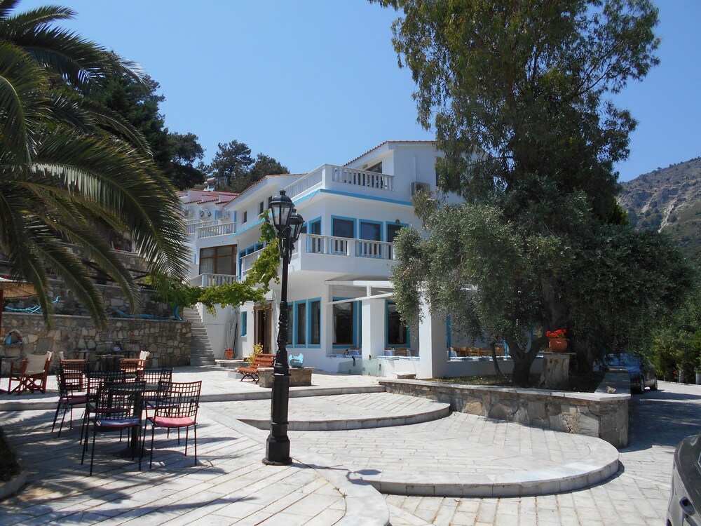 Kinira Beach Hotel — Thasos — photo 2