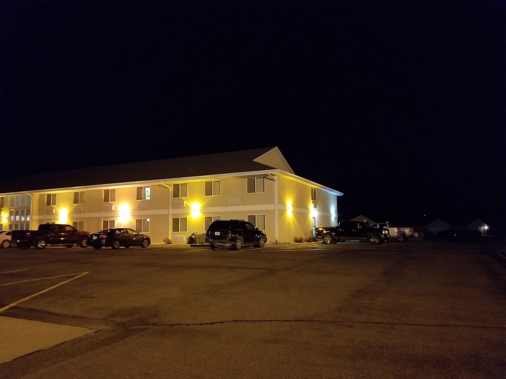 Bilmar Inn & Suites Dell Rapids Near Sioux Falls - photo 168