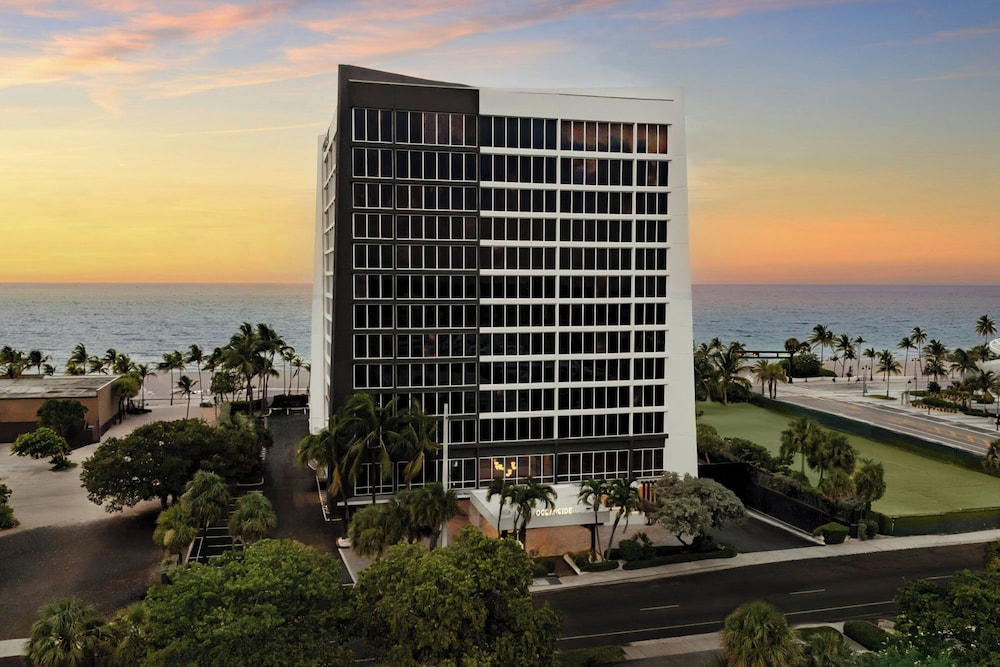 Courtyard by Marriott Oceanside Fort Lauderdale Beach - photo 75