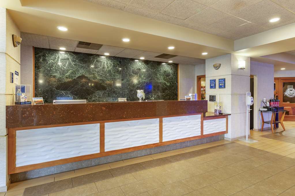 Best Western Plus Butte Plaza Inn - photo 34