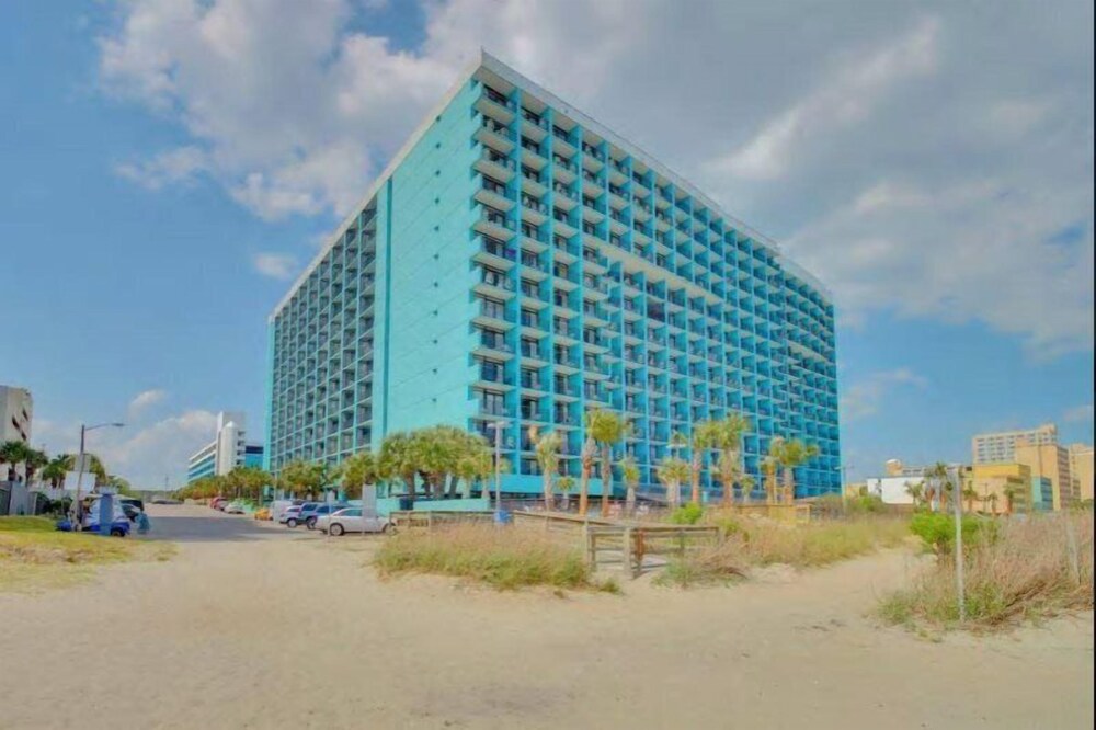 Landmark 708 - photo 30