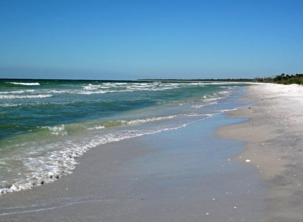 Gulf Pines - last minute hotel in Sanibel