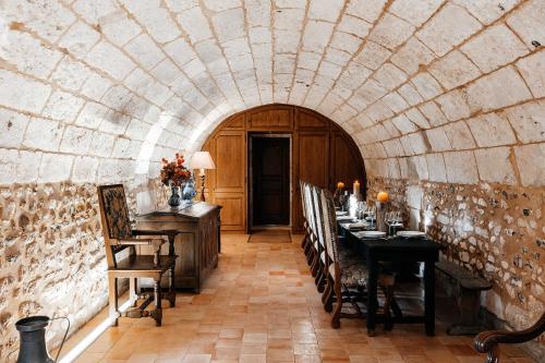 La Motte Féodale Luxury Medieval Manor Rated 5 Stars In Normandy — Cleon — photo 5