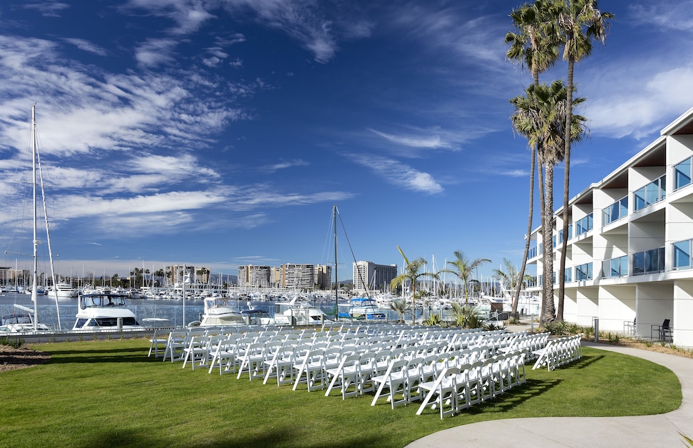 Marina del Rey Hotel - photo 59