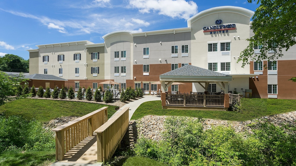 Candlewood Suites Grove City Outlet Center by IHG - photo 25