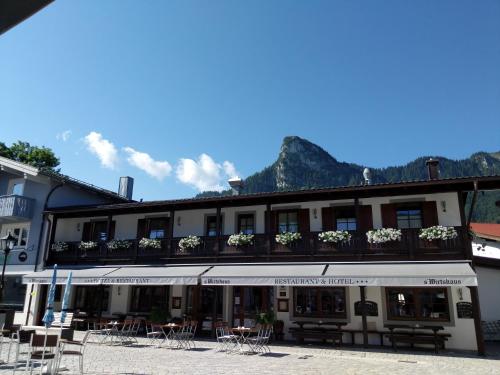 S Wirtshaus Hotel Restaurant — Oberammergau