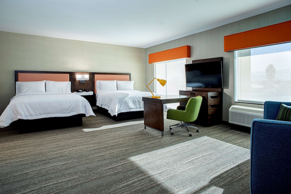 Hampton Inn & Suites Indio - photo 15