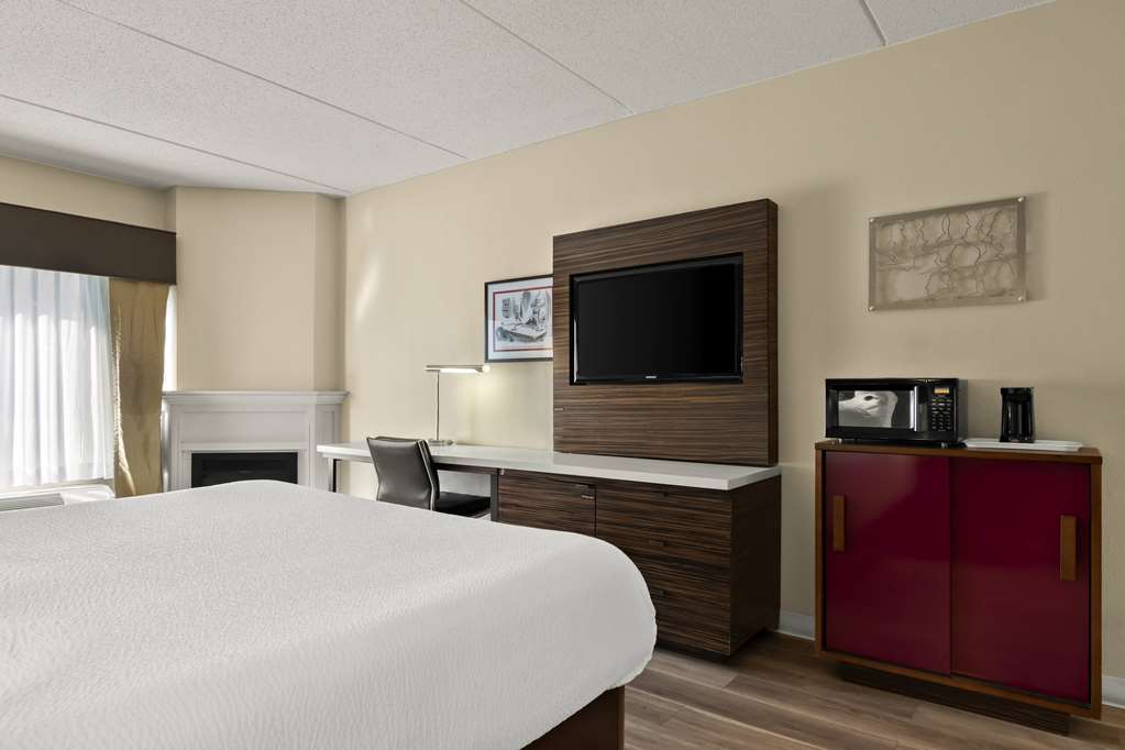 Ramada by Wyndham Harrisburg Hershey Area - photo 23