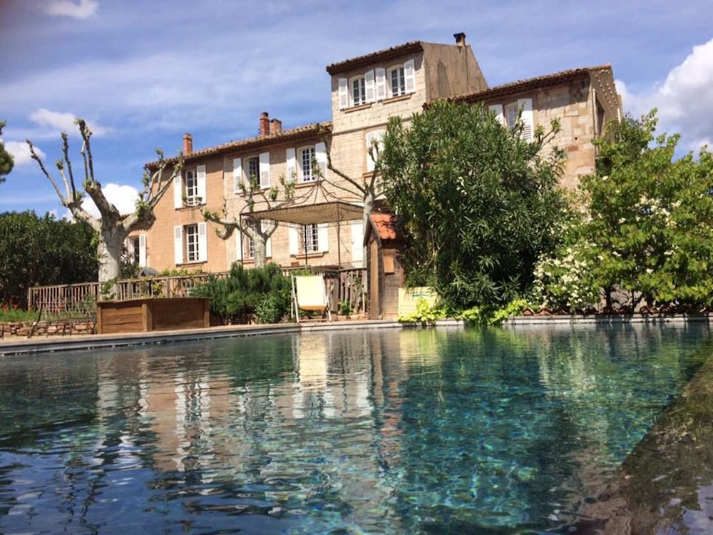 La Grande Lauzade — hotel in Le Luc