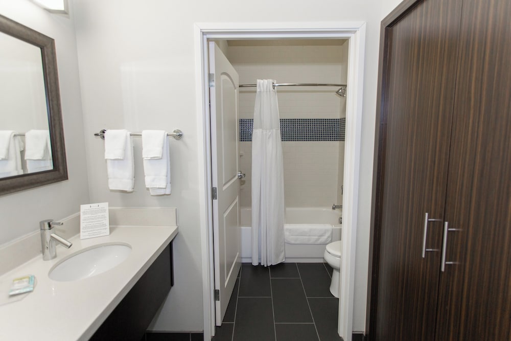Staybridge Suites Bowling Green by IHG - photo 31